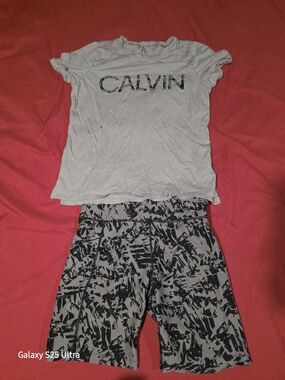 Calvin Klein Gray Tee & Patterned Gray Shorts Active Set (Shirt Has Black Paint)